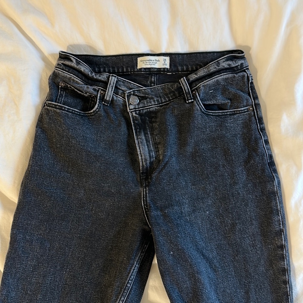 Abercrombie black denim 90s high waisted criss cross slim straight jean